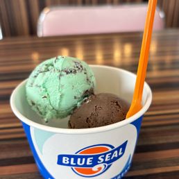 BLUE SEAL ICE CREAM ブルーシールデポアイランド店 - Updated