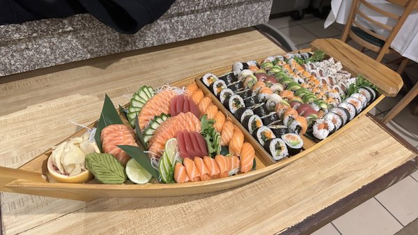 Sushi Siam by null