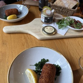 Brouwerij De Halve Maan - Sampling of their local pate, accompanied by pickle and radish, and a croquet containing gray shrimp, abundant in the local coastal waters. - Brewpubs Near Me - Bruges, VWV