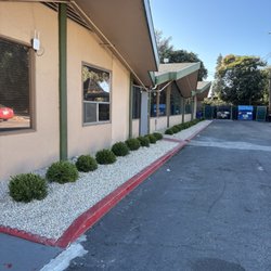 Golden Harbor Healthcare - Side of facility