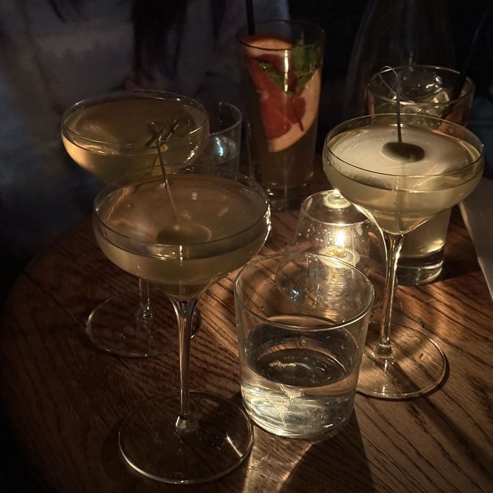 happy hour! happy hour!