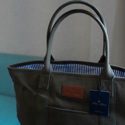 Brooks Brothers Factory Outlet
