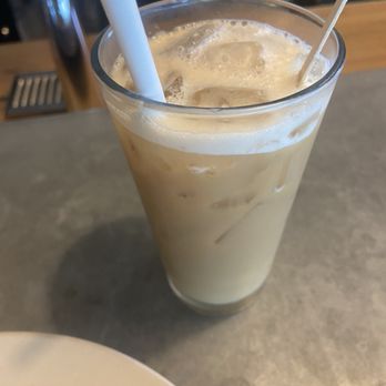 Commune - Breakfast on Baltic - Cafes Near Me - Virginia Beach, Virginia