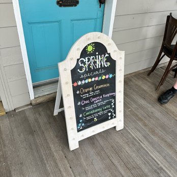 Georgia Grace Cafe - Spring drinks - Modern European Near Me - Ellicott City, Maryland Georgia Grace Cafe - Spring drinks - Modern European Near Me - Ellicott City, Maryland
