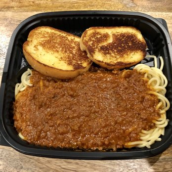 Zippy's Kahului - Spaghetti with Garlic Bread (takeout) - VN - Fast Food Near Me - Kahului, Hawaii Zippy's Kahului - Spaghetti with Garlic Bread (takeout) - VN - Fast Food Near Me - Kahului, Hawaii