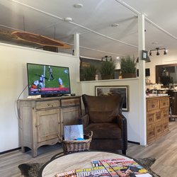 Perfect Gentlemen - Sitting Area