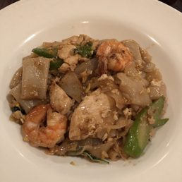 Crazy noodles (includes both chicken and shrimp) Crazy noodles (includes both chicken and shrimp)