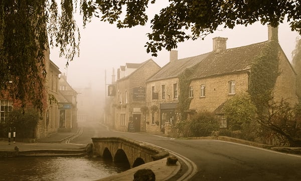 Bourton-on-the-Water by null