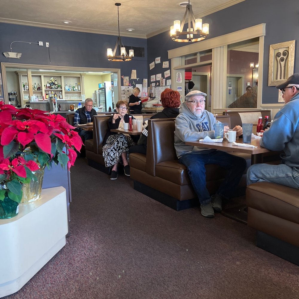 Warwick Restaurant - Alder-cocker Paradise - Breakfast & Brunch Near Me - Newport News, Virginia Warwick Restaurant - Alder-cocker Paradise - Breakfast & Brunch Near Me - Newport News, Virginia