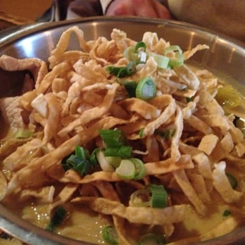 Fu Kun Wu - a bowl of chicken and noodles - Lounges Near Me - Seattle, Washington Fu Kun Wu - a bowl of chicken and noodles - Lounges Near Me - Seattle, Washington