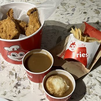 Jollibee - two cups of coffee and fried chicken - Fast Food Near Me - Surrey, British Columbia