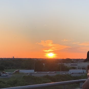 Urban Rooftop - View of sunset from Urban Rooftop. - Lounges Near Me - Round Rock, Texas