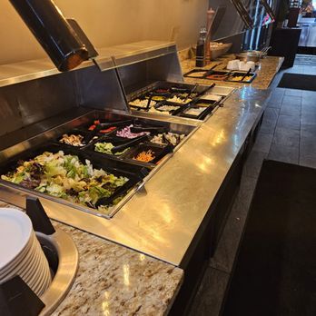 Freddie Paul's Steakhouse - Salad bar - Barbeque Near Me - Stillwater, Oklahoma