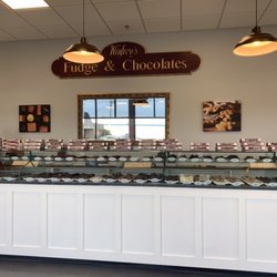 Winfrey’s Fudge & Chocolates