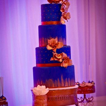 Roobina's Cake - Elegant and Classy birthday cake! - Bakeries Near Me - Glendale, California Roobina's Cake - Elegant and Classy birthday cake! - Bakeries Near Me - Glendale, California