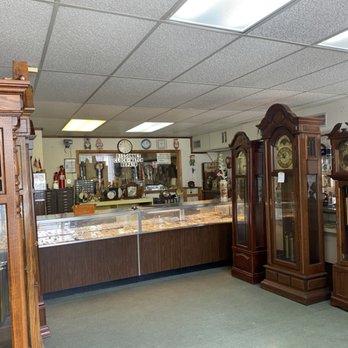 Bissonnet Clock & Watch Repair - Watch Repair Near Me - Houston, Texas Bissonnet Clock & Watch Repair - Watch Repair Near Me - Houston, Texas