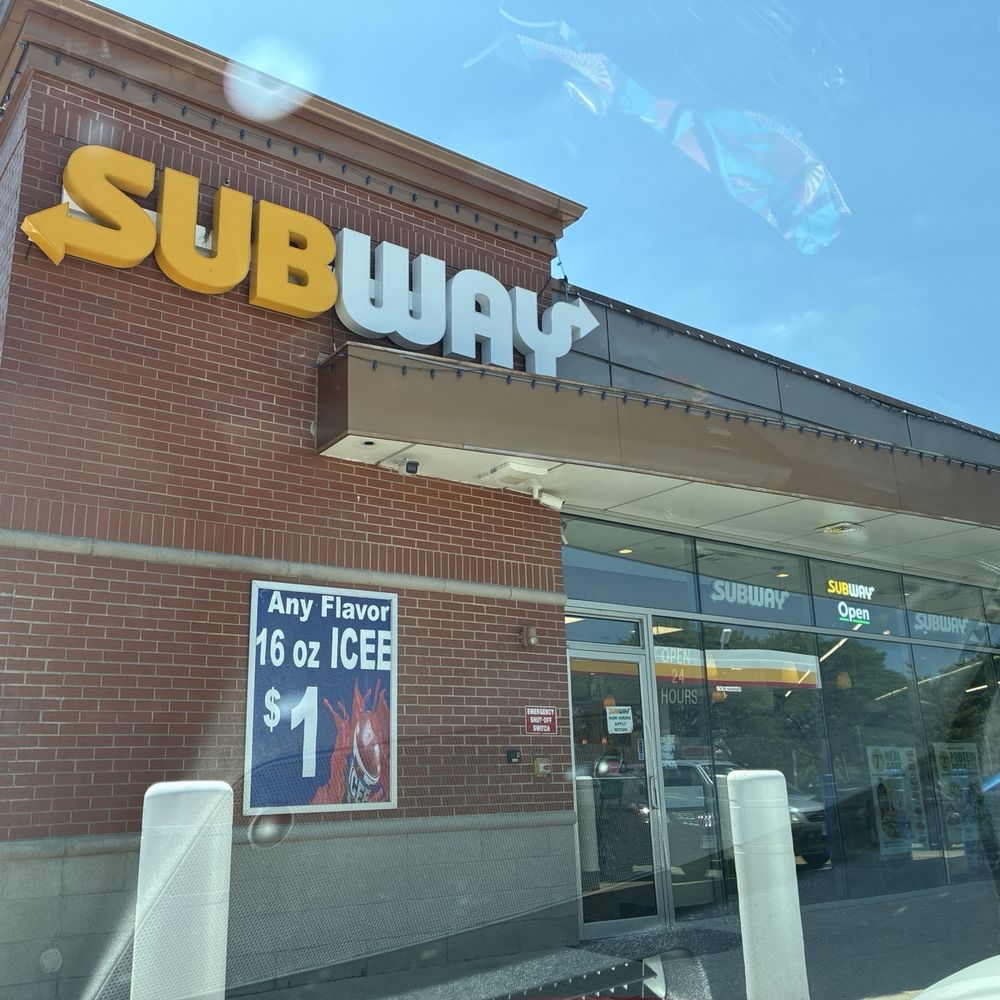 Subway - Sandwiches Near Me - Des Plaines, Illinois Subway - Sandwiches Near Me - Des Plaines, Illinois