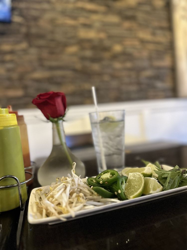 Food from What The Pho