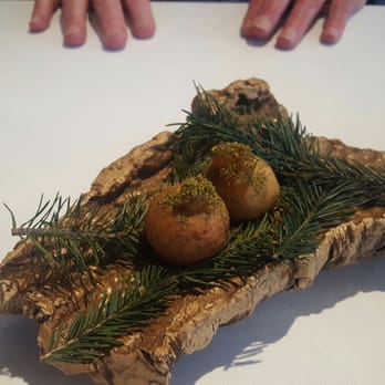 The Ledbury - Baked deer bites very yummy - Modern European Near Me - London, XGL The Ledbury - Baked deer bites very yummy - Modern European Near Me - London, XGL