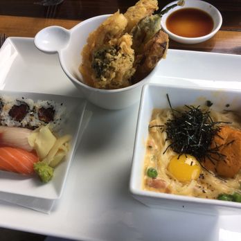 Morimoto Napa - Lunch special, tempura cold, sushi congealed, uni carbonara overcooked - Japanese Near Me - Napa, California