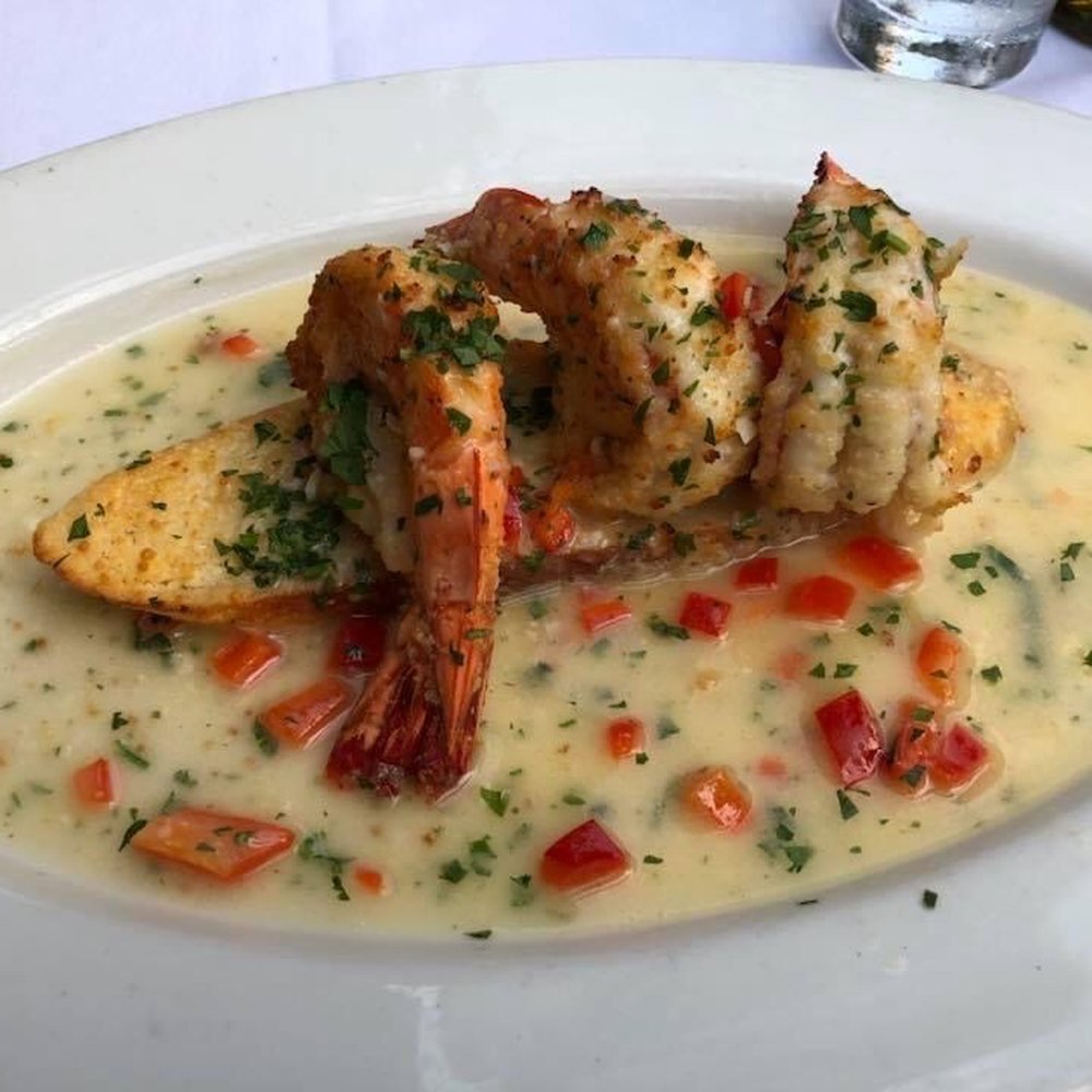 Carmine's - Italian Near Me - Chicago, Illinois