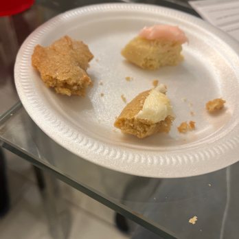 Crumbl - Davenport - Cookies - Bakeries Near Me - Davenport, Florida