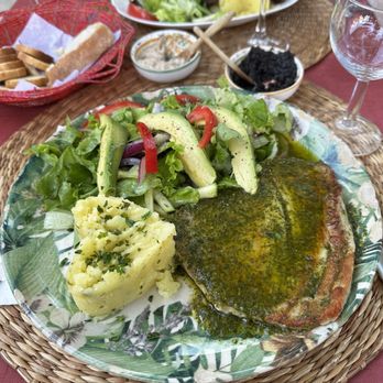 Restaurante Marítimo - Tuna Steak with Avocado - Portuguese Near Me - Cascais, 11 Restaurante Marítimo - Tuna Steak with Avocado - Portuguese Near Me - Cascais, 11