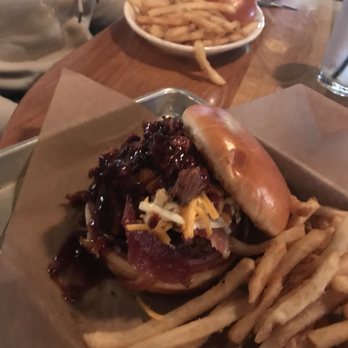 BJ's Restaurant & Brewhouse - New American Near Me - Murfreesboro, Tennessee