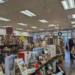 Ann's Hallmark Shop - Inside