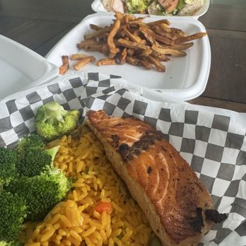 Horn Pub - RICE BOWL Sweet Thai Salmon and SUB Turkey - Dive Bars Near Me - Lewisberry, Pennsylvania