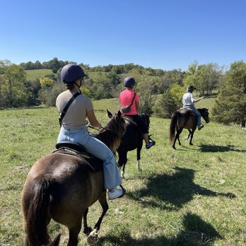 Big Red Stables - Horseback Riding Near Me - Harrodsburg, Kentucky Big Red Stables - Horseback Riding Near Me - Harrodsburg, Kentucky