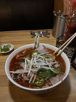 Pho Le by null