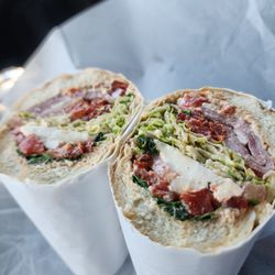 Basil's Deli & Cafe'