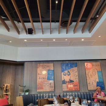Doughbird - Acoustics bounce a bit in this restaurant - Comfort Food Near Me - Nashville, Tennessee Doughbird - Acoustics bounce a bit in this restaurant - Comfort Food Near Me - Nashville, Tennessee