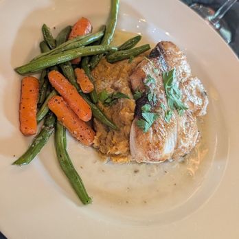 Maxine's On Shine - New American Near Me - Orlando, Florida