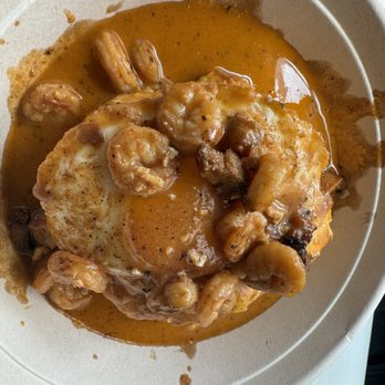 Denver Biscuit Co. - Broadway - Shrimp and grits - Breakfast & Brunch Near Me - Denver, Colorado