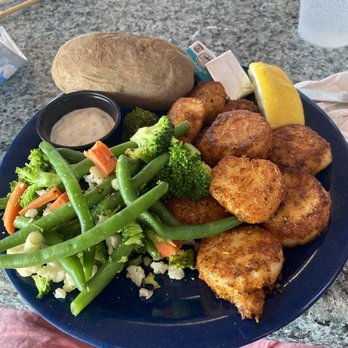 The Oar - Seafood Near Me - Block Island, Rhode Island The Oar - Seafood Near Me - Block Island, Rhode Island