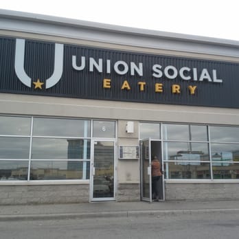 Union Social Eatery - Yes, this is the first location...in the 'burbs. - Burgers Near Me - Mississauga, Ontario Union Social Eatery - Yes, this is the first location...in the 'burbs. - Burgers Near Me - Mississauga, Ontario
