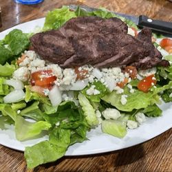 Purdy's Public House - Steak Salad