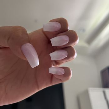Irvine Nails - Cuffin french ombré by Raymond - Nail Salons Near Me - Irvine, California