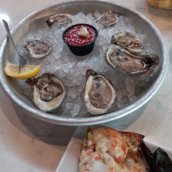 Elijah's Restaurant - 1st order of oysters - Seafood Near Me - Wilmington, North Carolina Elijah's Restaurant - 1st order of oysters - Seafood Near Me - Wilmington, North Carolina