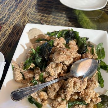 Momo Bistro & Bakery - Fried chicken - Taiwanese Near Me - Monrovia, California Momo Bistro & Bakery - Fried chicken - Taiwanese Near Me - Monrovia, California