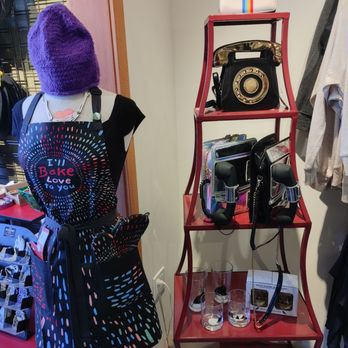 T-SPOT - Chocolatiers & Shops Near Me - Manzanita, Oregon