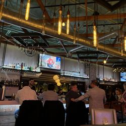 Cuzin's Seafood Clam Bar