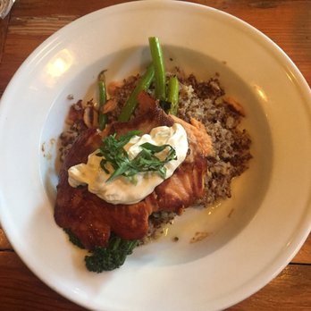 GRAY'S On Main - Bars Near Me - Franklin, Tennessee