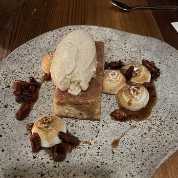 Intero Restaurant - Brown Butter Cake - Italian Near Me - Austin, Texas Intero Restaurant - Brown Butter Cake - Italian Near Me - Austin, Texas