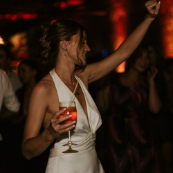 Broadway Bartending - Wedding Bride Vibes
https://www.yonigill.com/