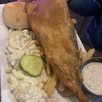 Warehouse Food Drinks Games - Fish Fry - Sports Bars Near Me - Buffalo, New York