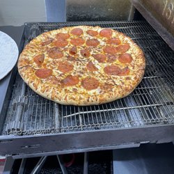 Taylor's Convenience Store & Deli - Hunts brothers pizza