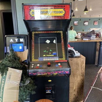 Pryor's Fresh Pizza - Video game - Pizza Near Me - Rolla, Missouri